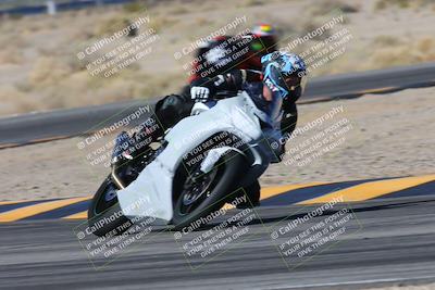 media/Feb-03-2024-SoCal Trackdays (Sat) [[767c60a41c]]/3-Turn 4 (1020am)/